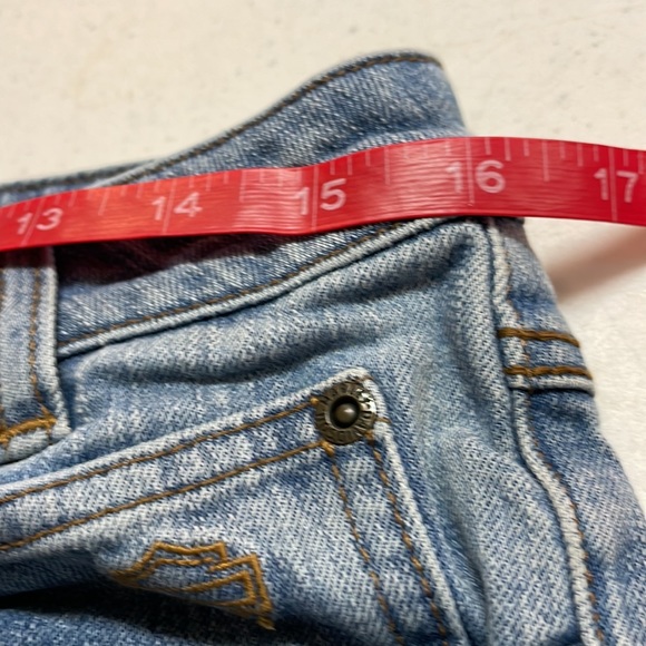 🎉HP🎉Harley Davidson Studded and Embroidered Flames Ladies Petite Jeans - Picture 8 of 10